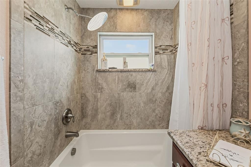En Venta: $579,000 (3 camas, 2 baños, 1690 Pies cuadrados)