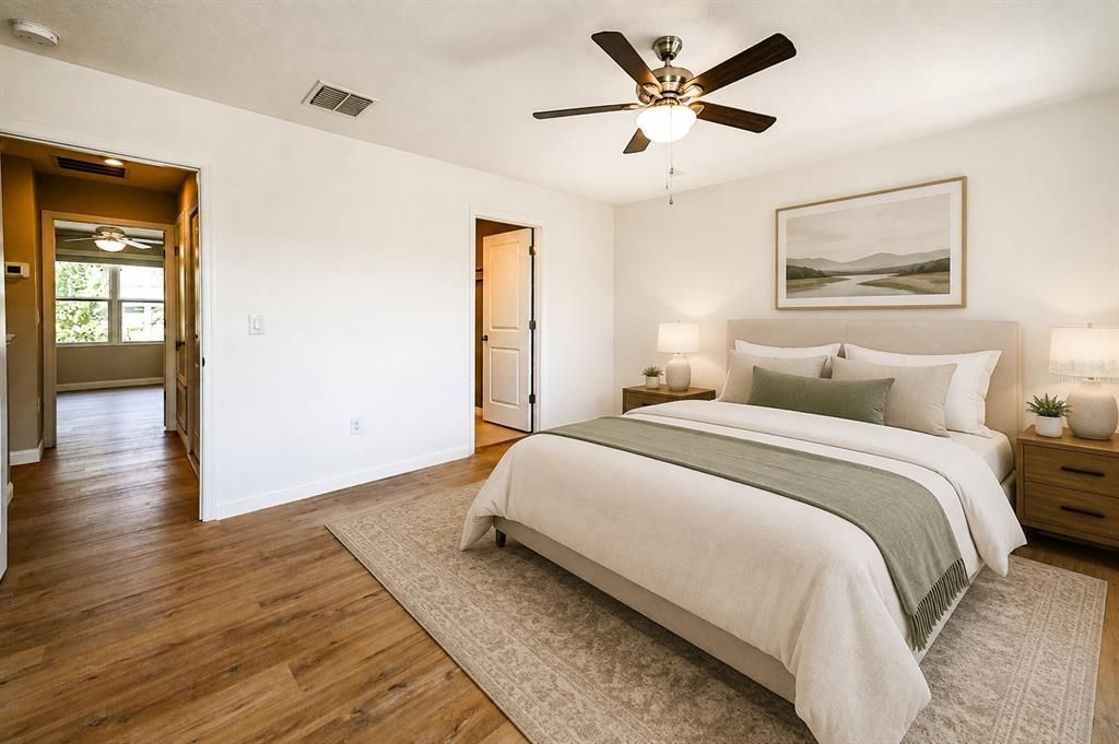 For Sale: $230,000 (2 beds, 2 baths, 1120 Square Feet)