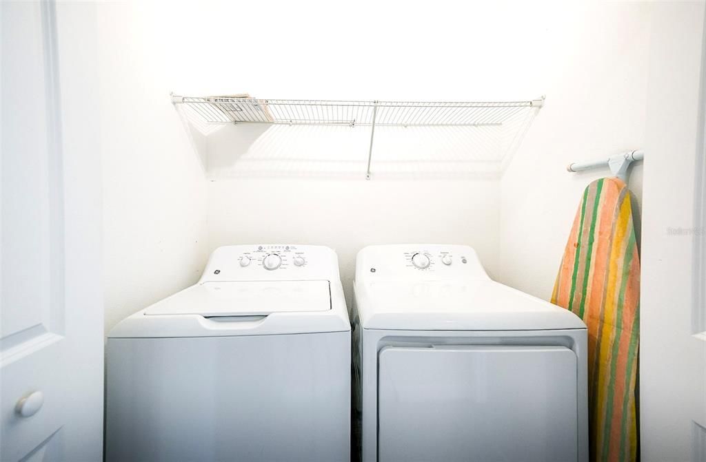 For Sale: $230,000 (2 beds, 2 baths, 1120 Square Feet)