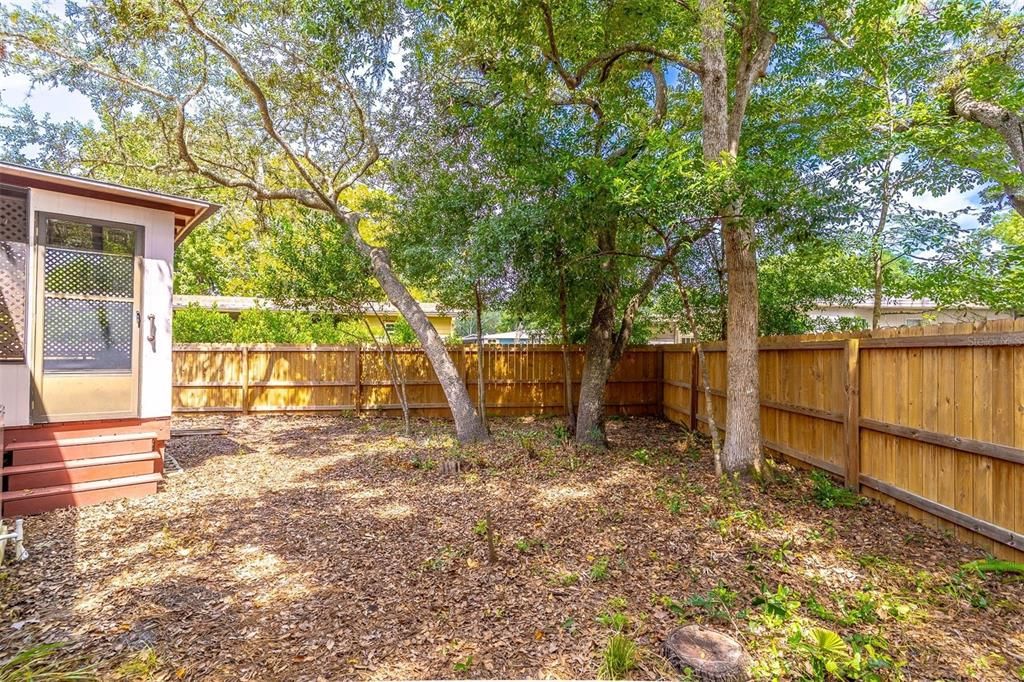 For Sale: $250,000 (2 beds, 2 baths, 1470 Square Feet)