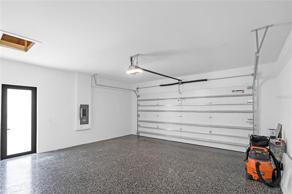 For Sale: $660,000 (3 beds, 2 baths, 2087 Square Feet)