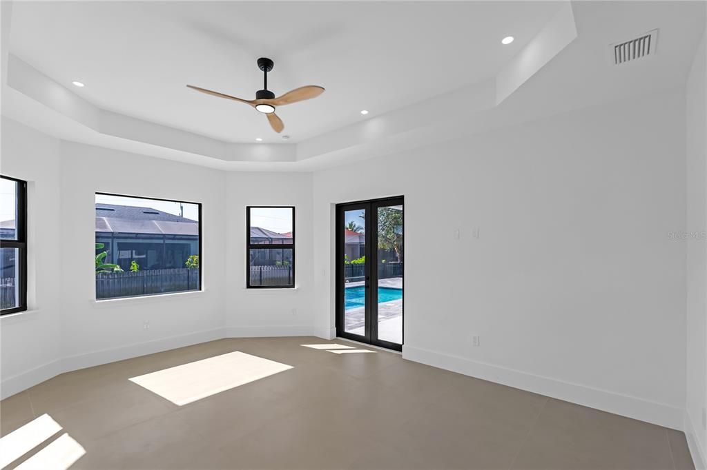 For Sale: $660,000 (3 beds, 2 baths, 2087 Square Feet)
