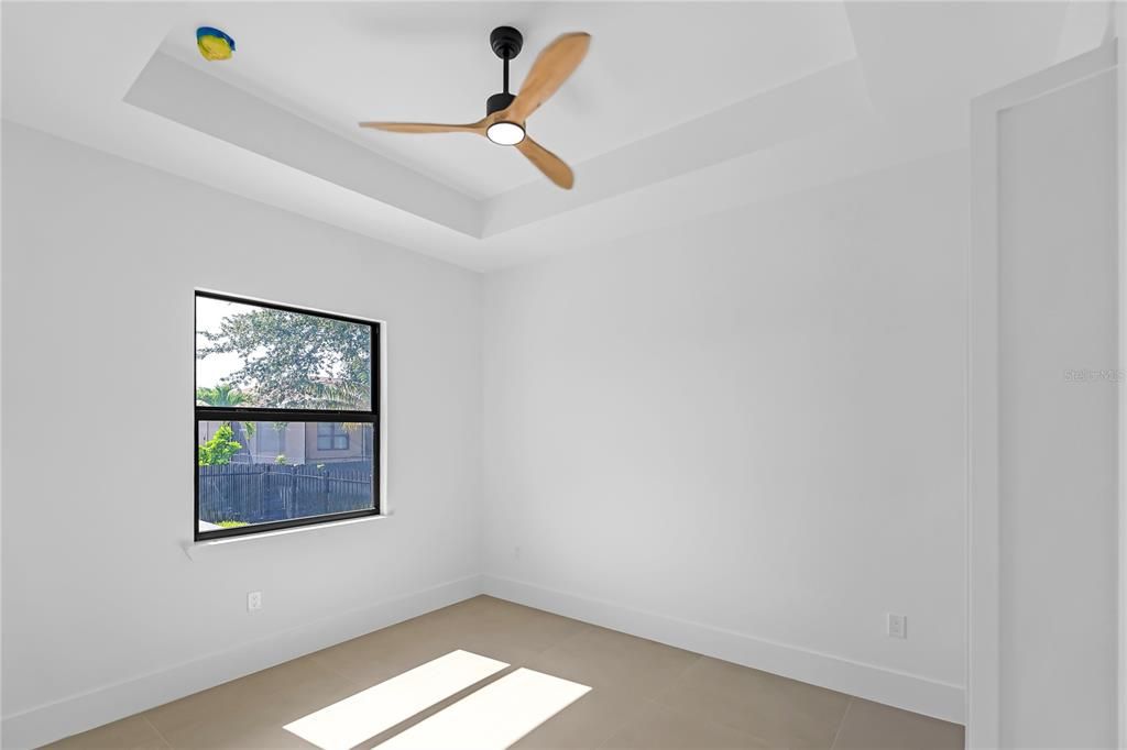 For Sale: $660,000 (3 beds, 2 baths, 2087 Square Feet)