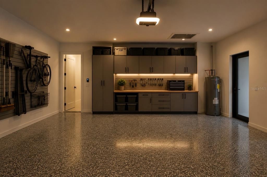 For Sale: $660,000 (3 beds, 2 baths, 2087 Square Feet)