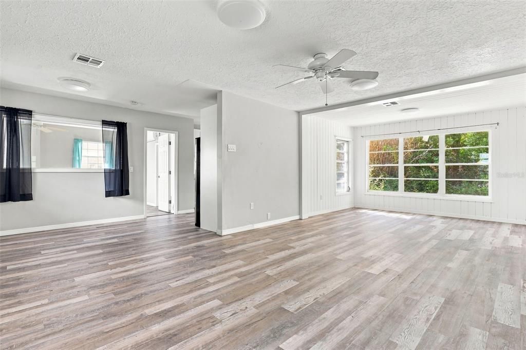 En Venta: $329,900 (2 camas, 2 baños, 1395 Pies cuadrados)