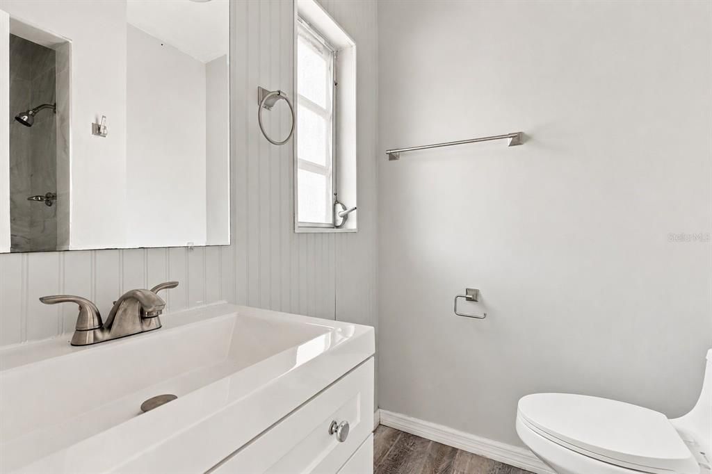 En Venta: $329,900 (2 camas, 2 baños, 1395 Pies cuadrados)