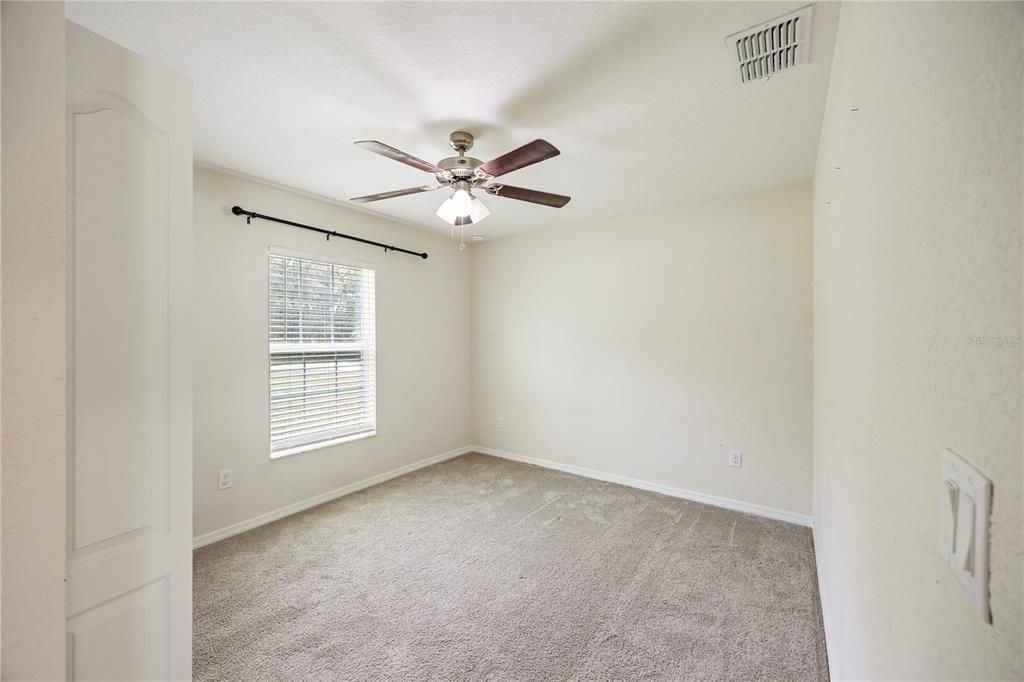 For Rent: $2,000 (3 beds, 2 baths, 1390 Square Feet)