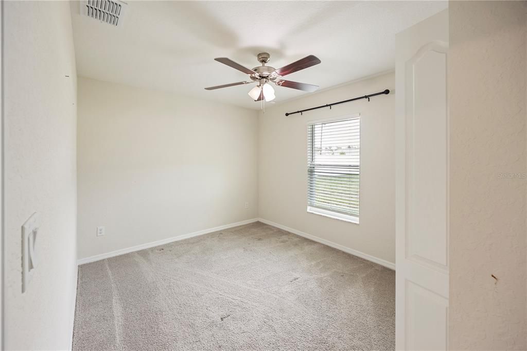 For Rent: $2,000 (3 beds, 2 baths, 1390 Square Feet)