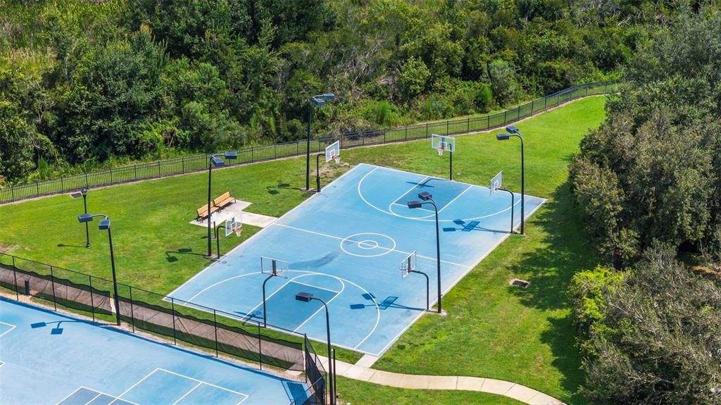 En Venta: $499,900 (4 camas, 3 baños, 2628 Pies cuadrados)