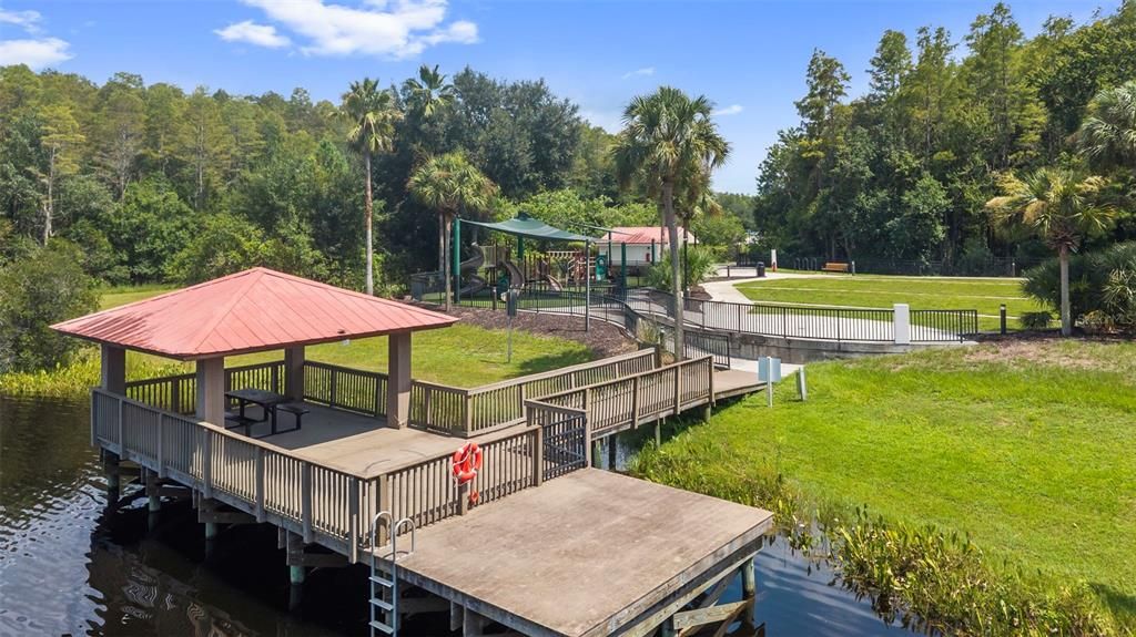 En Venta: $499,900 (4 camas, 3 baños, 2628 Pies cuadrados)