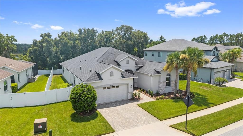 En Venta: $499,900 (4 camas, 3 baños, 2628 Pies cuadrados)