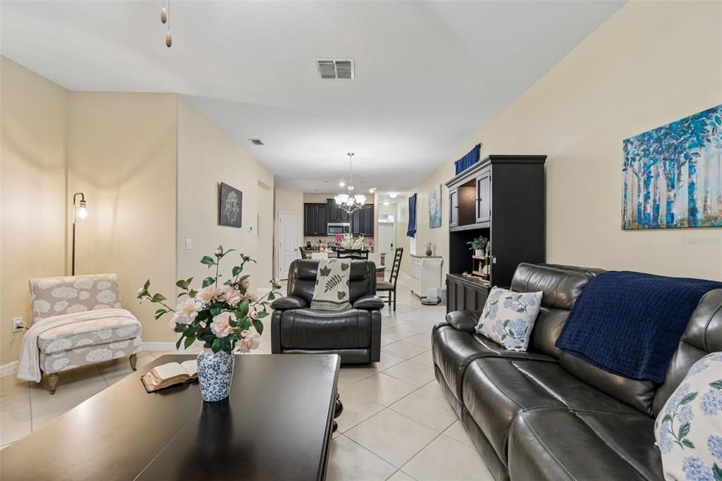 En Venta: $239,500 (3 camas, 2 baños, 1500 Pies cuadrados)