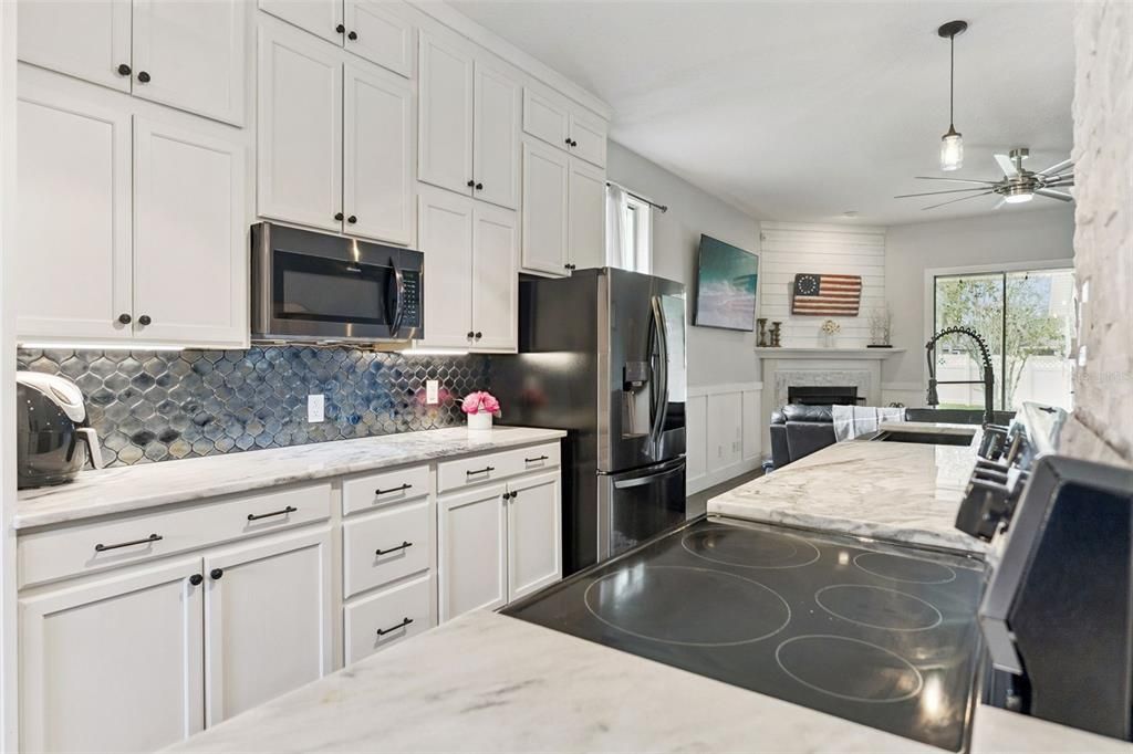 En Venta: $449,990 (3 camas, 2 baños, 1738 Pies cuadrados)
