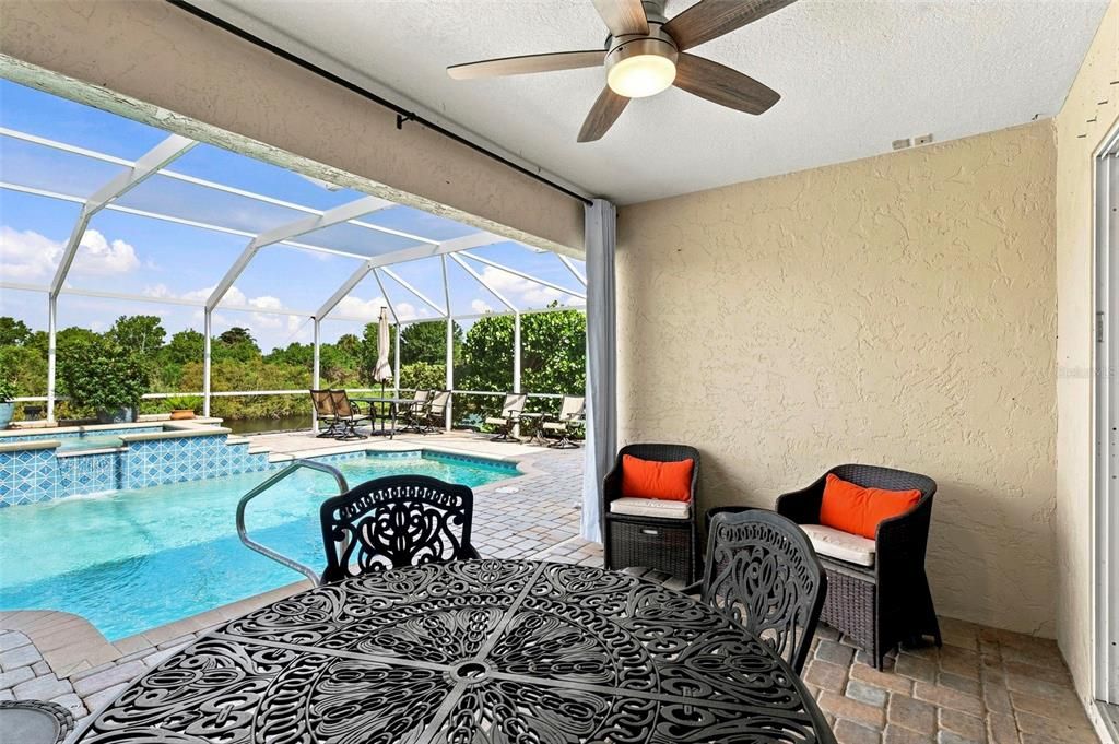 For Sale: $549,000 (3 beds, 2 baths, 1905 Square Feet)