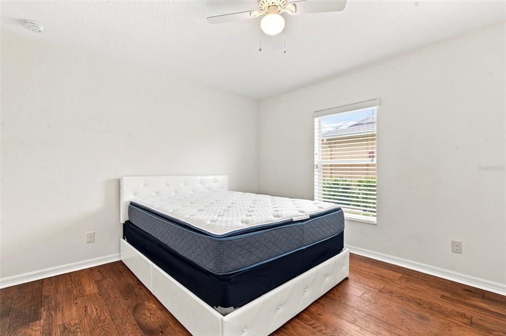 For Sale: $549,000 (3 beds, 2 baths, 1905 Square Feet)