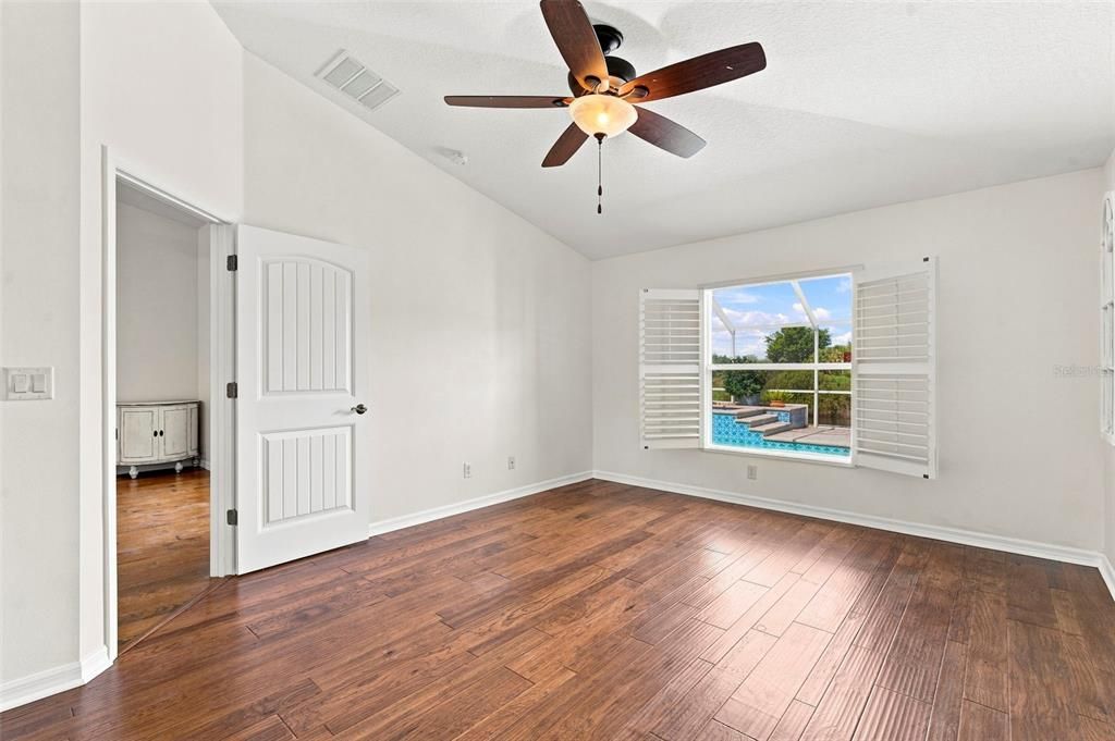 For Sale: $549,000 (3 beds, 2 baths, 1905 Square Feet)