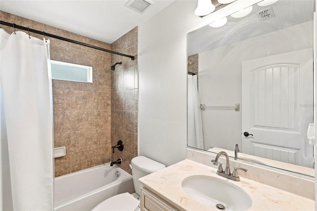 For Sale: $549,000 (3 beds, 2 baths, 1905 Square Feet)
