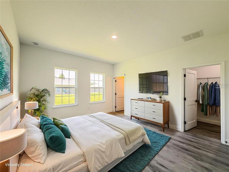For Sale: $295,000 (4 beds, 2 baths, 1774 Square Feet)
