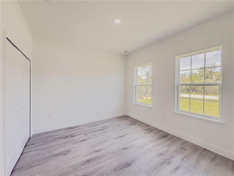 For Sale: $295,000 (4 beds, 2 baths, 1774 Square Feet)