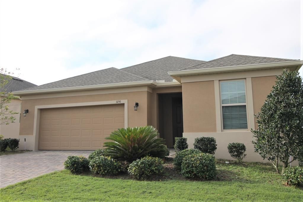 For Rent: $2,995 (5 beds, 3 baths, 2222 Square Feet)