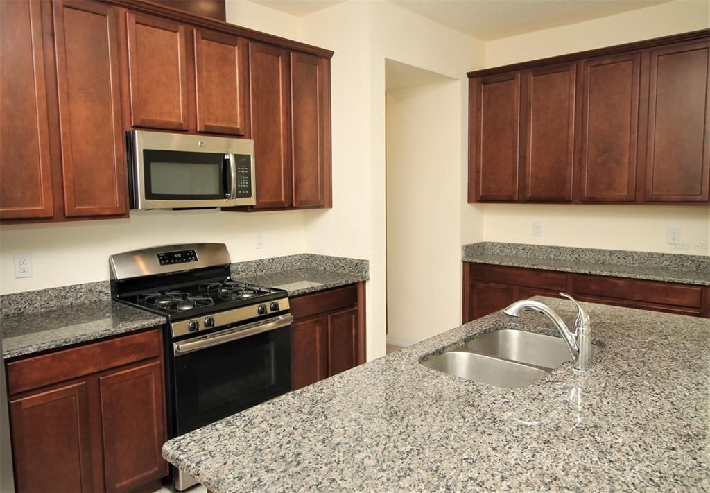 For Rent: $2,995 (5 beds, 3 baths, 2222 Square Feet)