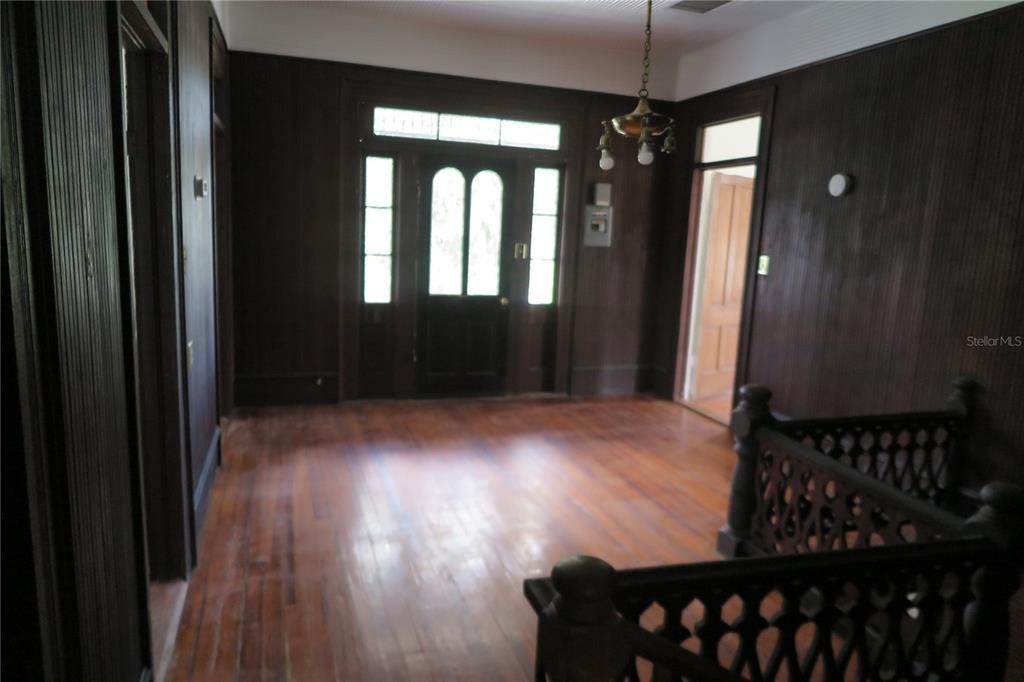 For Sale: $295,000 (5 beds, 6 baths, 4103 Square Feet)