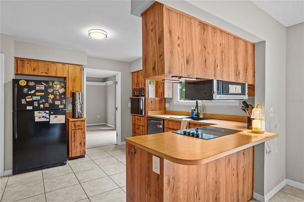 For Sale: $430,000 (3 beds, 2 baths, 1872 Square Feet)
