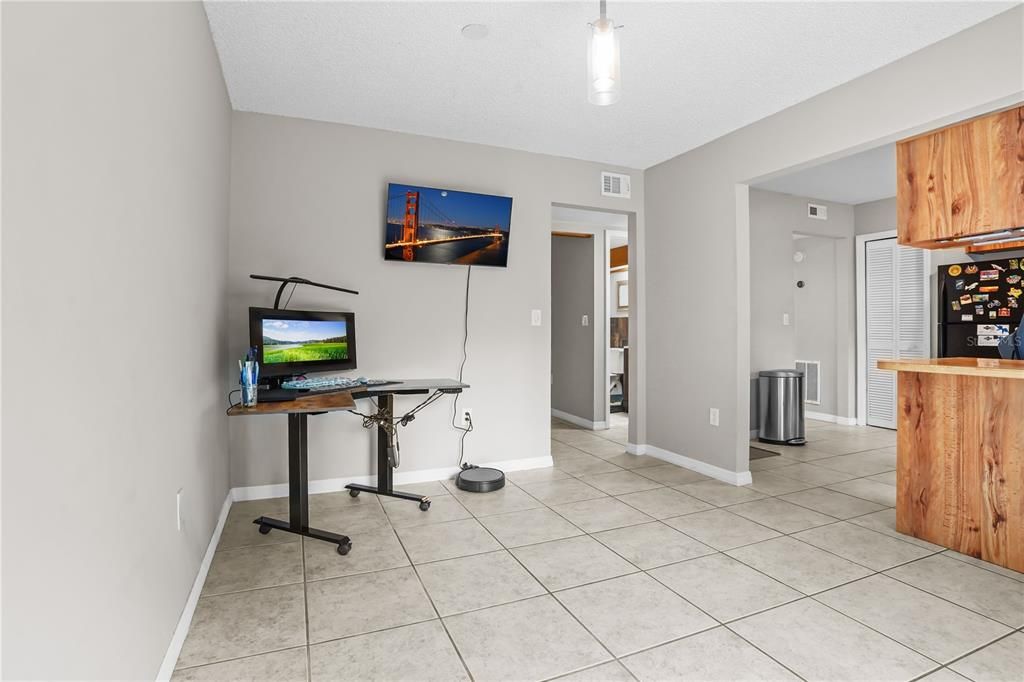 For Sale: $430,000 (3 beds, 2 baths, 1872 Square Feet)