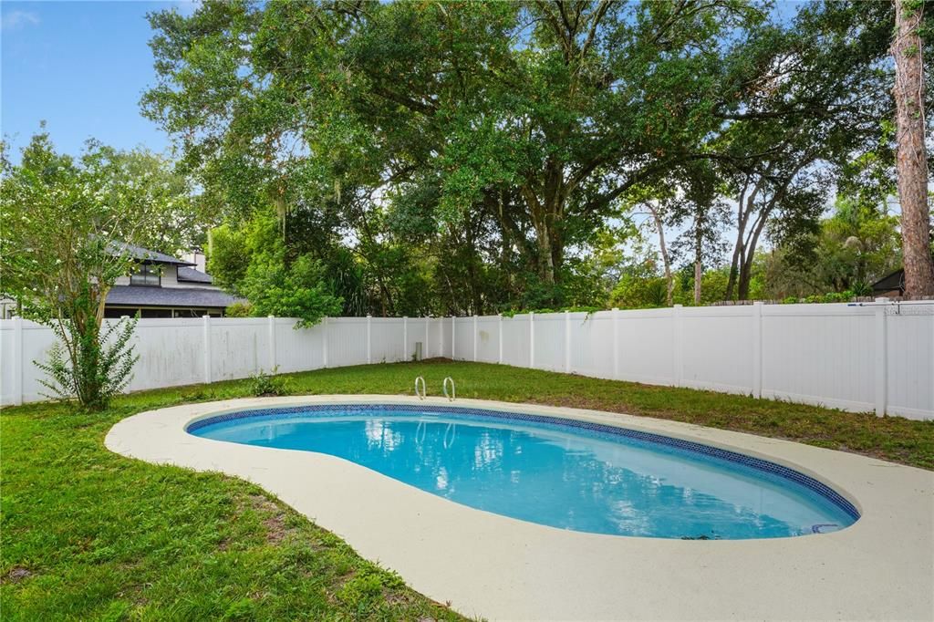 For Sale: $430,000 (3 beds, 2 baths, 1872 Square Feet)