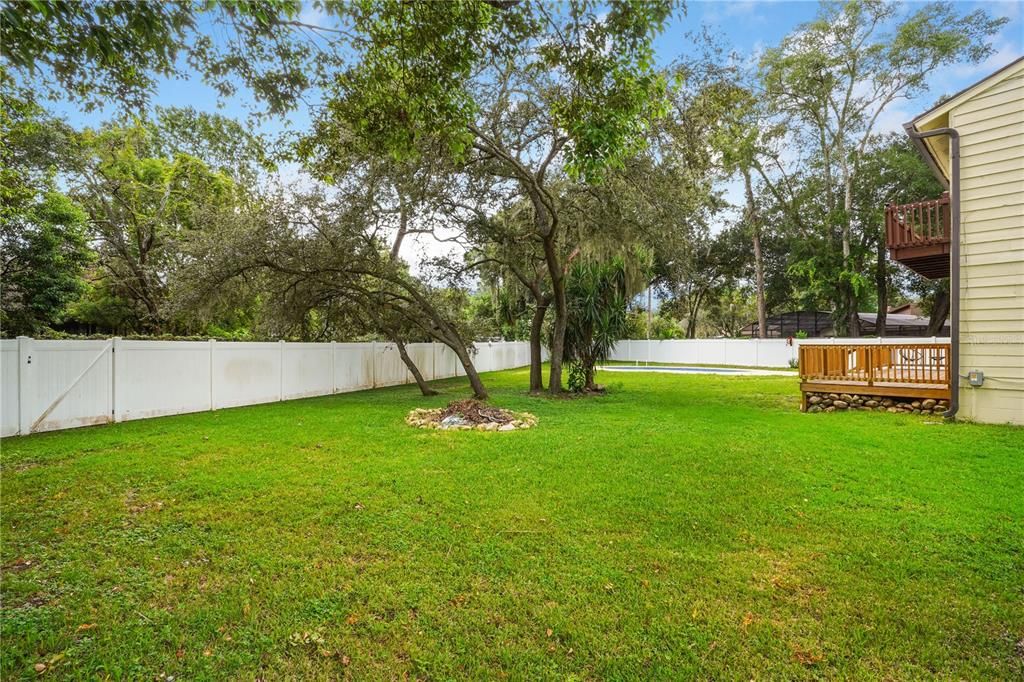 For Sale: $430,000 (3 beds, 2 baths, 1872 Square Feet)