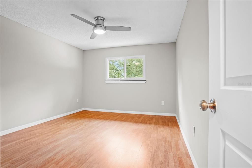 For Sale: $430,000 (3 beds, 2 baths, 1872 Square Feet)