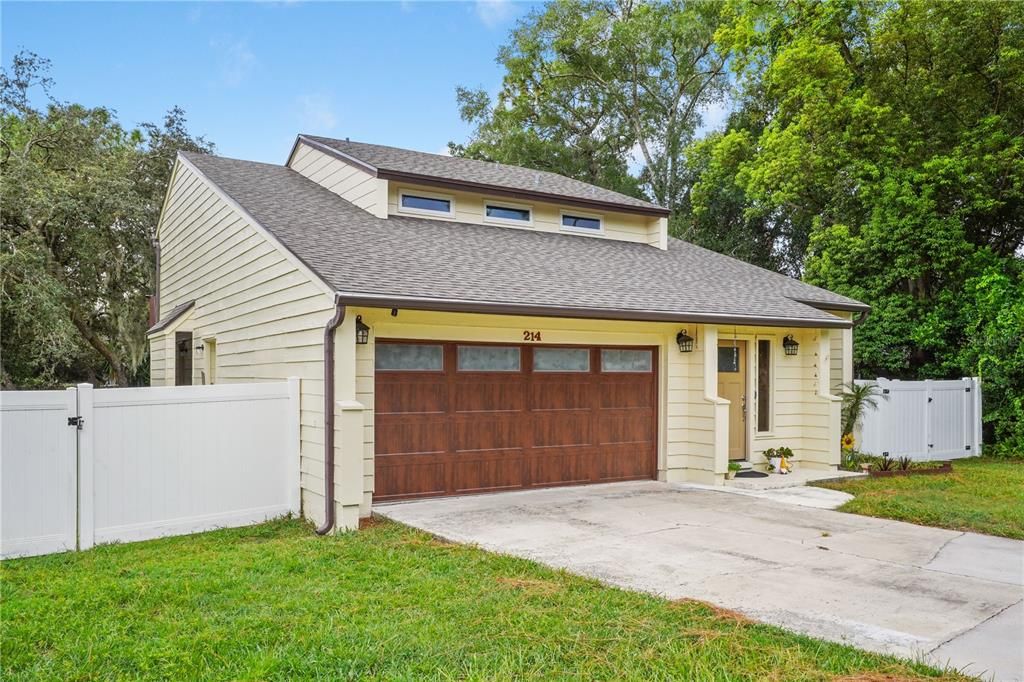 For Sale: $430,000 (3 beds, 2 baths, 1872 Square Feet)