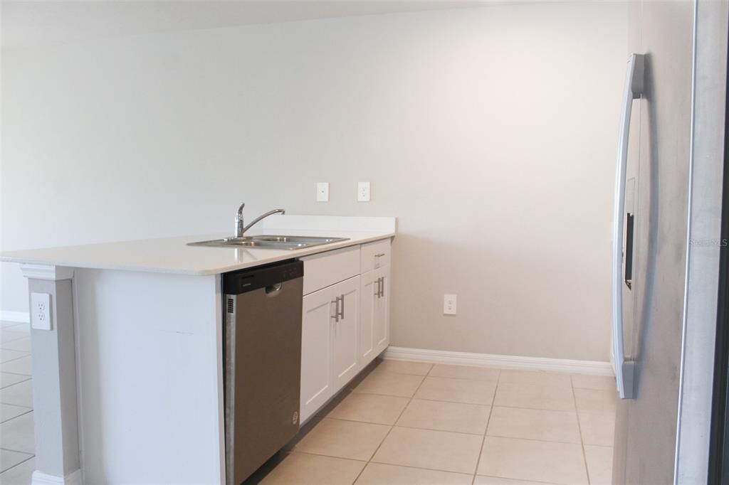 For Sale: $323,000 (4 beds, 2 baths, 1485 Square Feet)