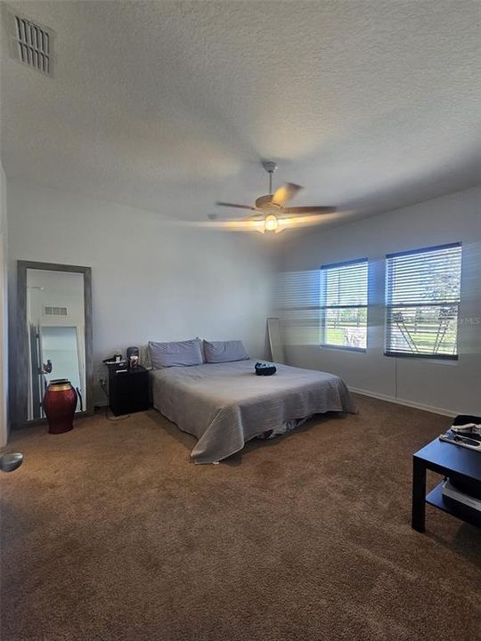 For Sale: $375,500 (3 beds, 2 baths, 1675 Square Feet)