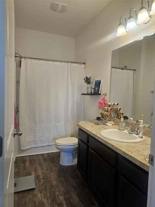 For Sale: $375,500 (3 beds, 2 baths, 1675 Square Feet)