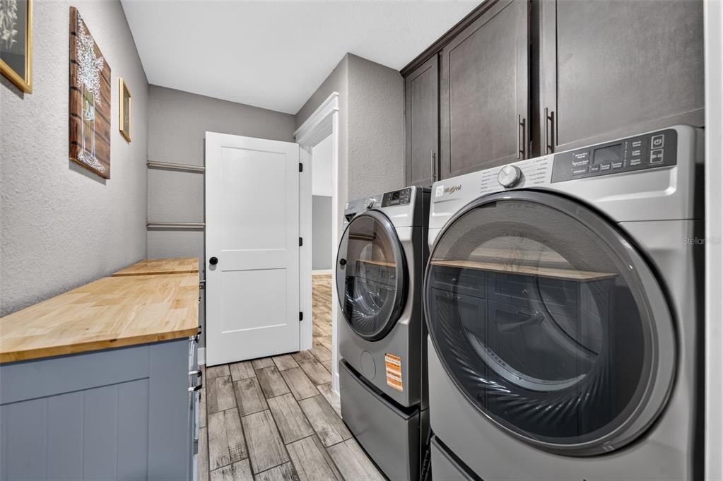 En Venta: $309,000 (3 camas, 2 baños, 1280 Pies cuadrados)