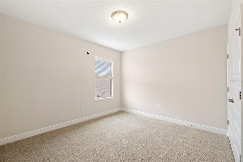 For Rent: $3,950 (5 beds, 4 baths, 2840 Square Feet)