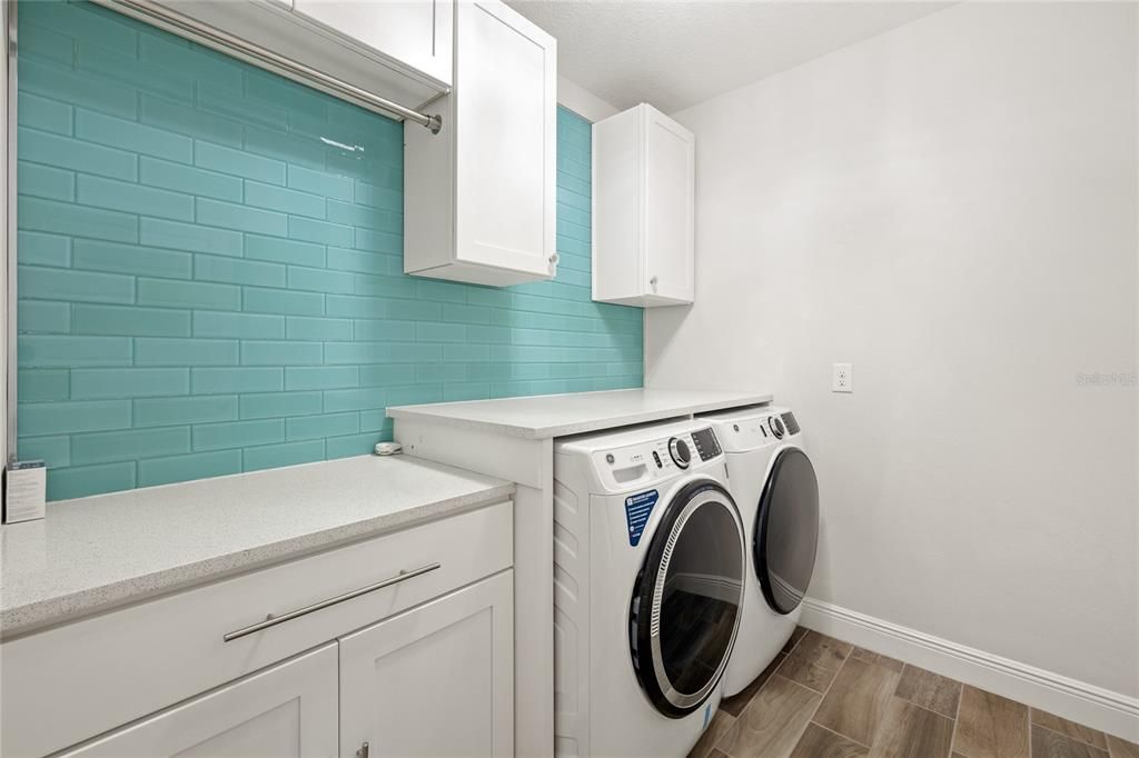For Rent: $3,950 (5 beds, 4 baths, 2840 Square Feet)