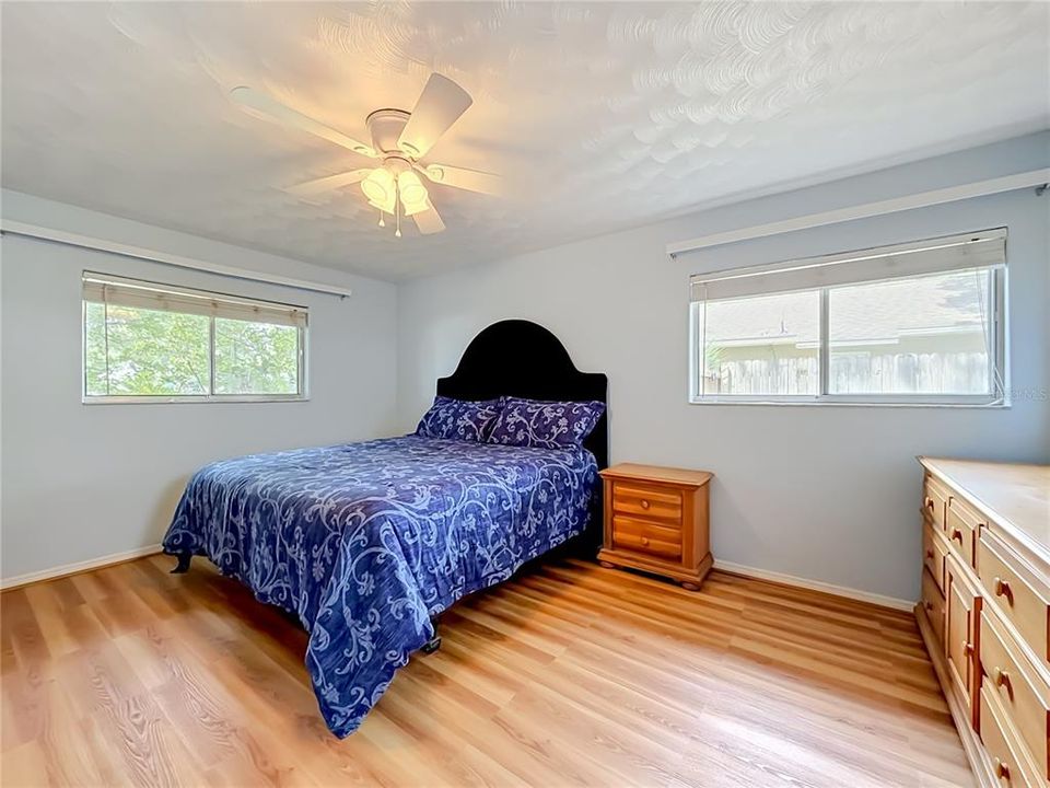 For Sale: $375,000 (3 beds, 2 baths, 1614 Square Feet)