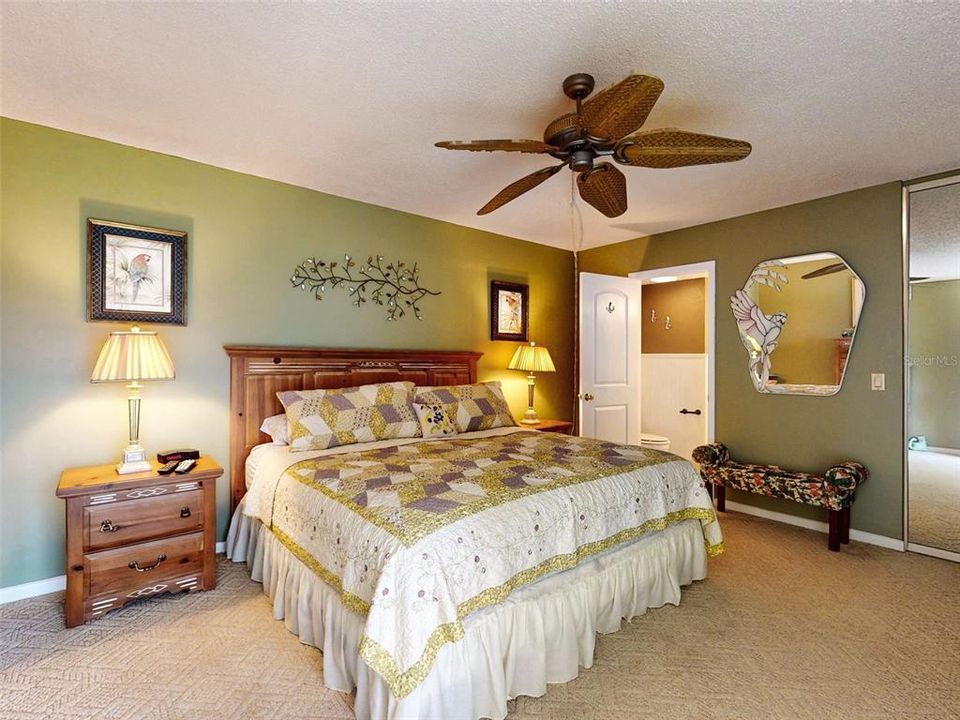 For Sale: $350,000 (3 beds, 2 baths, 1736 Square Feet)