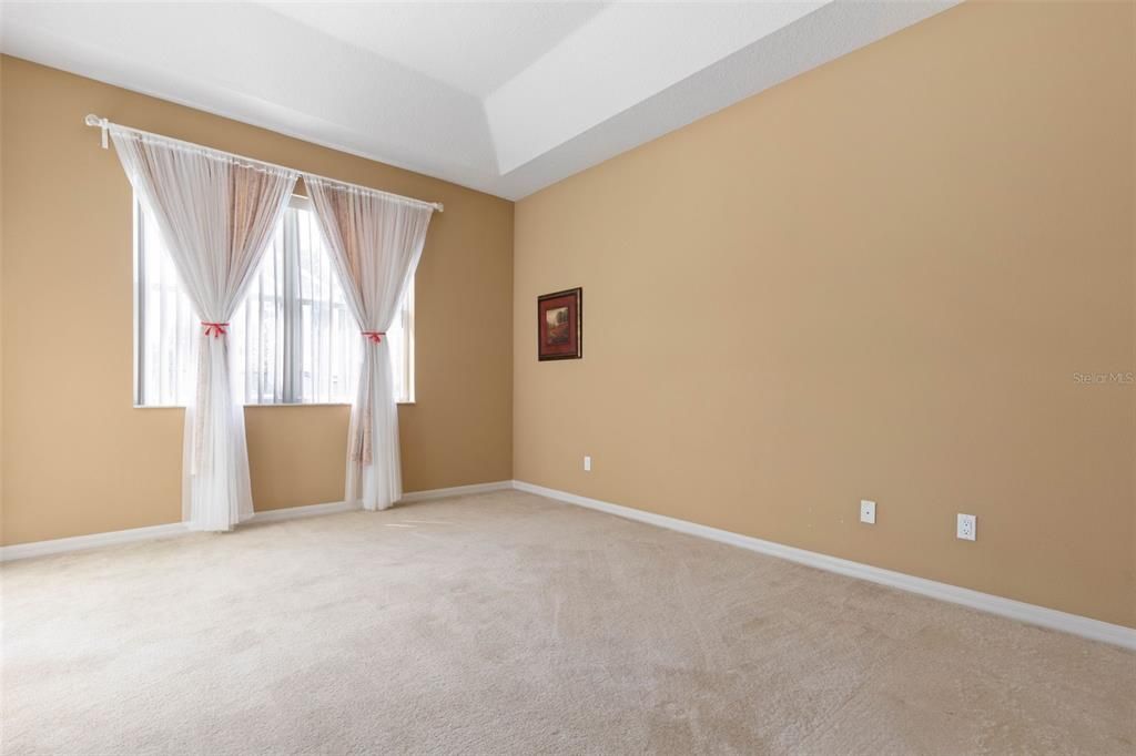 En Venta: $419,000 (4 camas, 3 baños, 2572 Pies cuadrados)