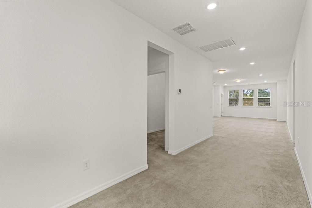 En Venta: $760,000 (5 camas, 3 baños, 3705 Pies cuadrados)