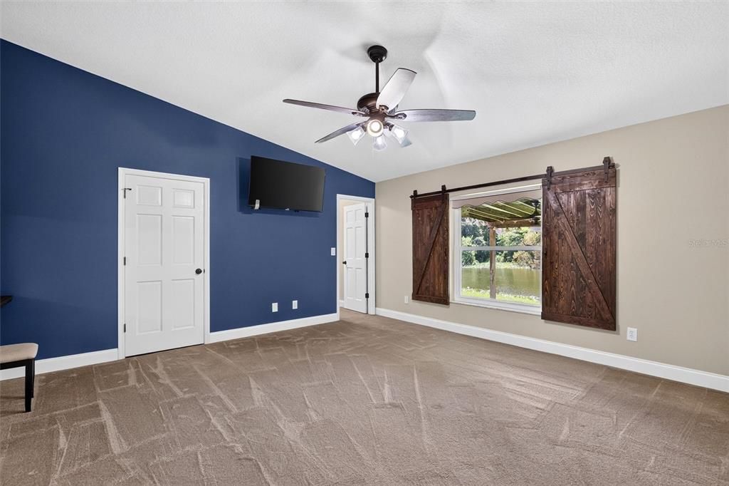 For Sale: $615,000 (3 beds, 2 baths, 2812 Square Feet)