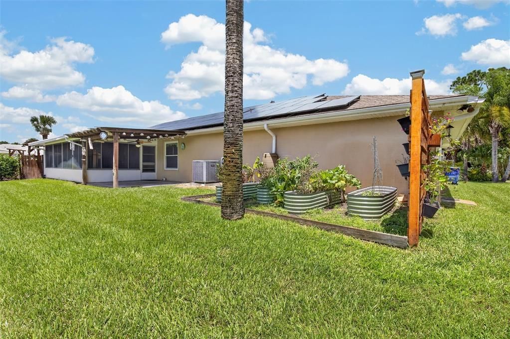 For Sale: $615,000 (3 beds, 2 baths, 2812 Square Feet)