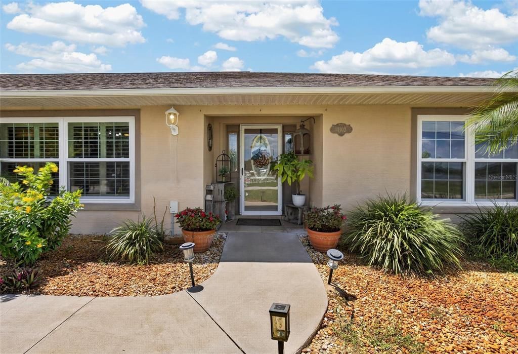 For Sale: $615,000 (3 beds, 2 baths, 2812 Square Feet)