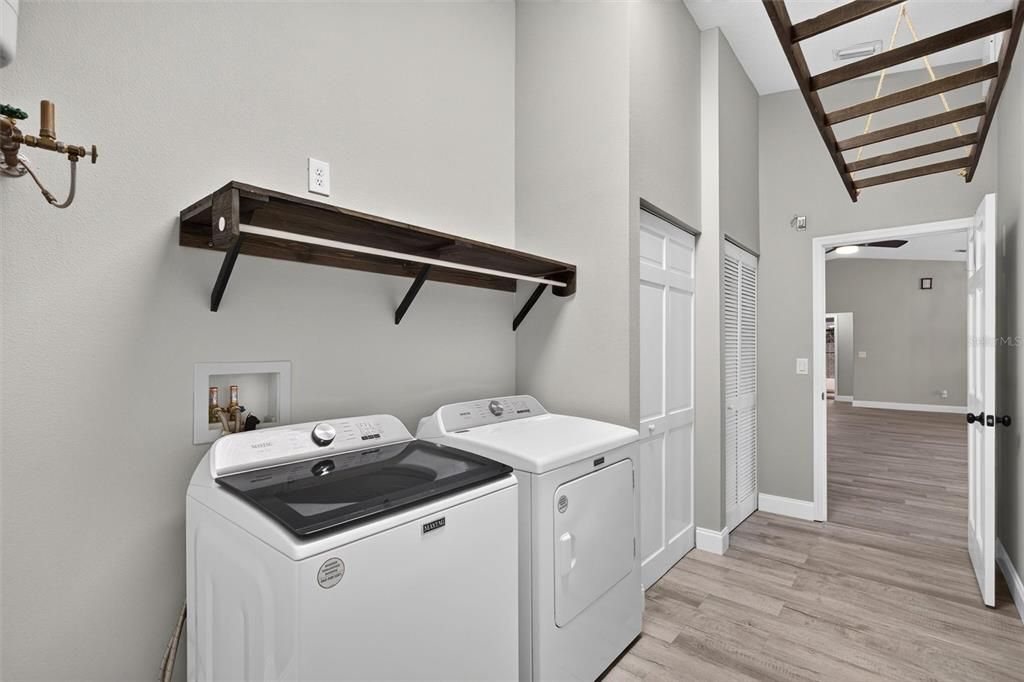 For Sale: $615,000 (3 beds, 2 baths, 2812 Square Feet)