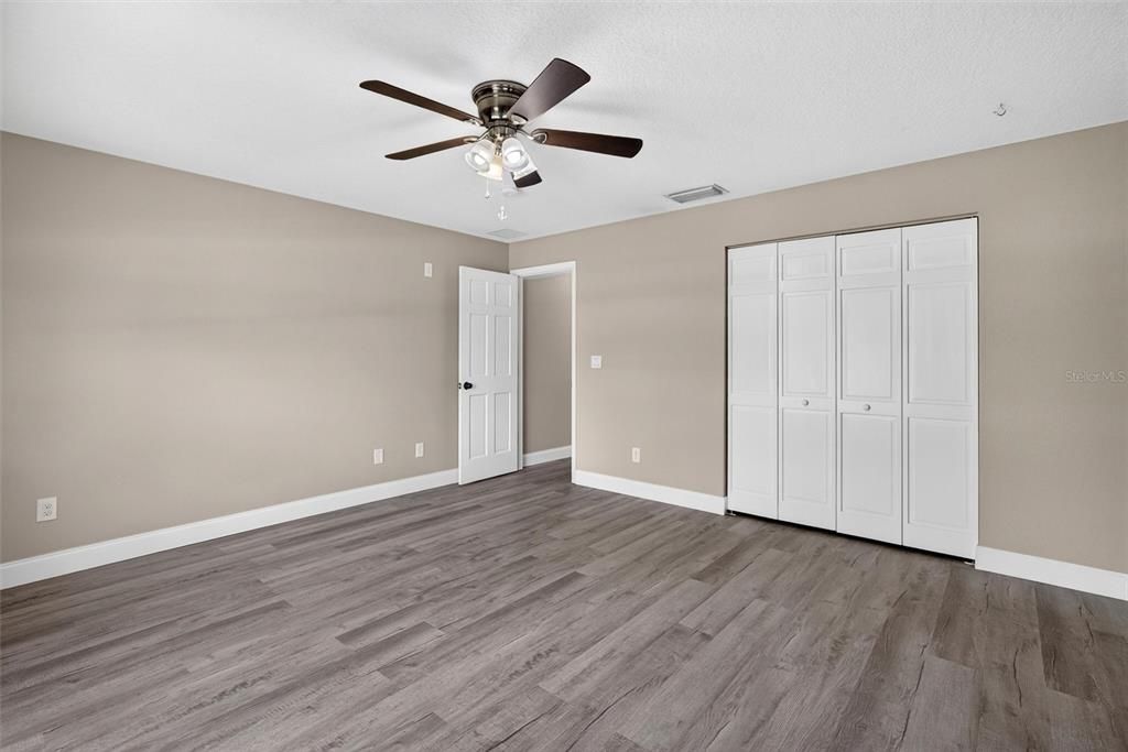 For Sale: $615,000 (3 beds, 2 baths, 2812 Square Feet)