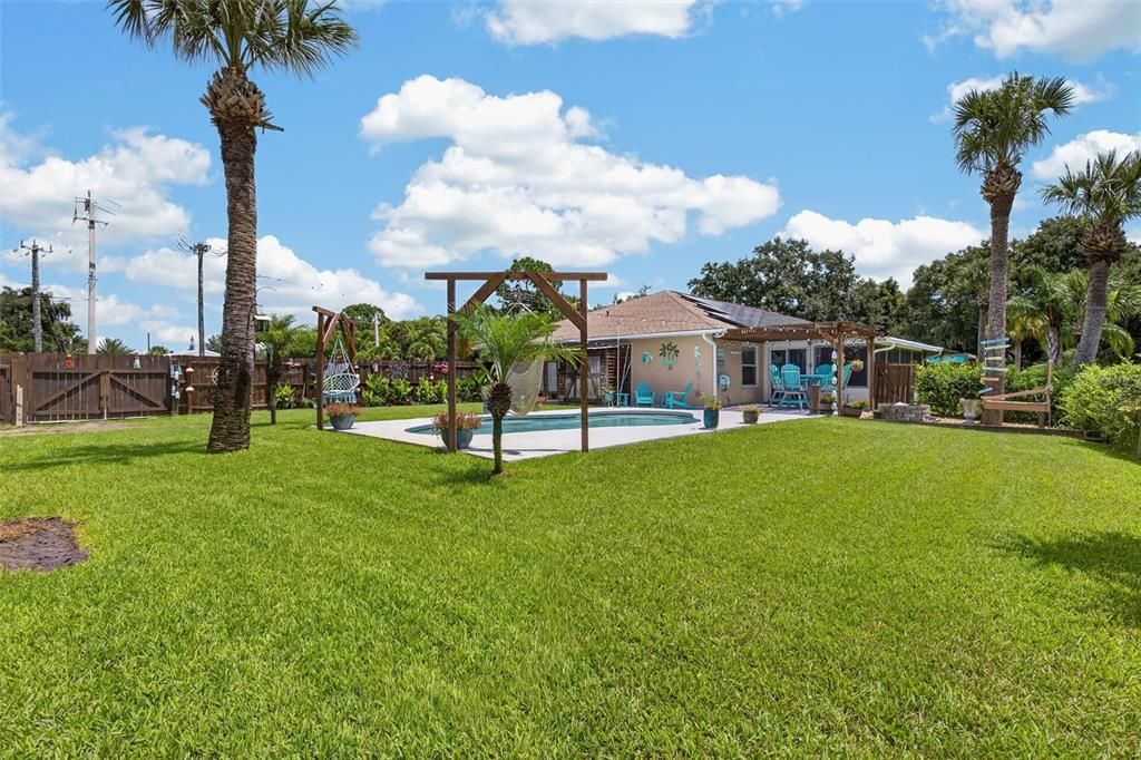 For Sale: $615,000 (3 beds, 2 baths, 2812 Square Feet)