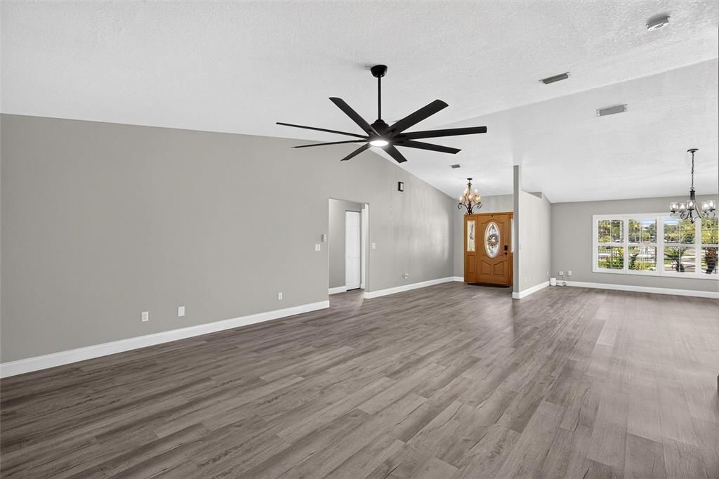 For Sale: $615,000 (3 beds, 2 baths, 2812 Square Feet)