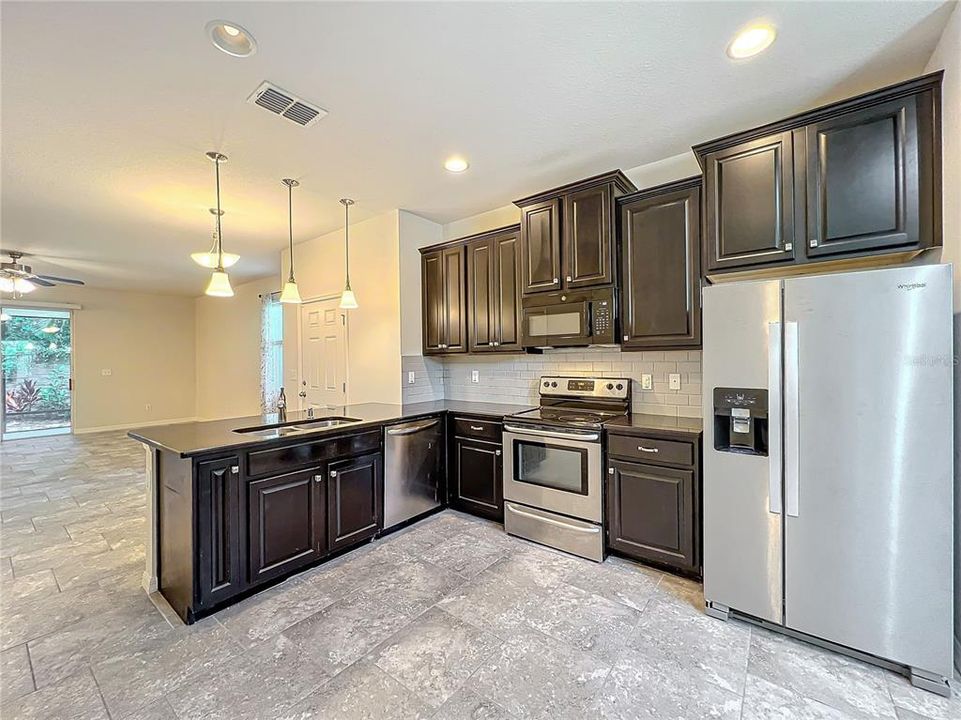 For Sale: $329,000 (3 beds, 2 baths, 1716 Square Feet)